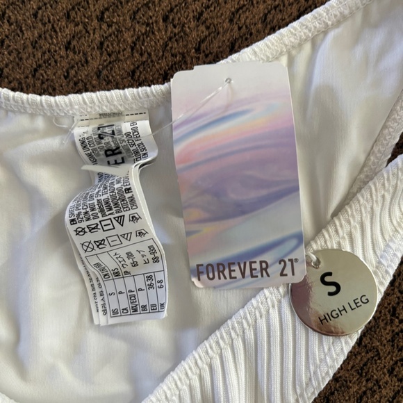 Forever 21 Bikini Bottom Solid White Textured High Leg Women's Size S NWT - Picture 3 of 3